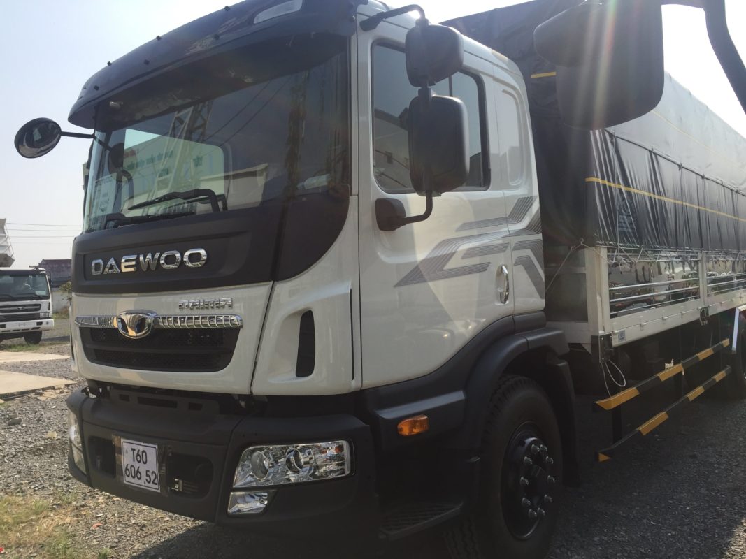 Đại l&iacute; ch&iacute;nh thức của Huyndai Việt Nam