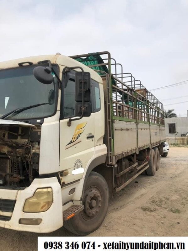 Đại l&iacute; ch&iacute;nh thức của Huyndai Việt Nam