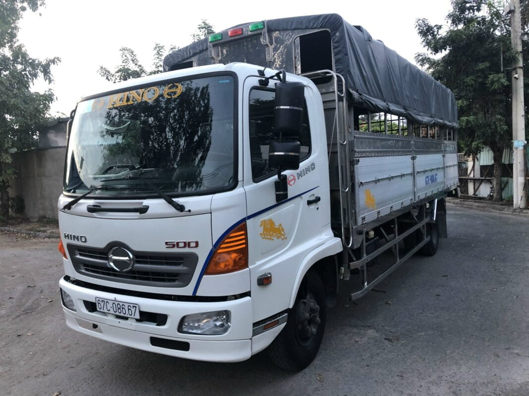 Đại l&iacute; ch&iacute;nh thức của Huyndai Việt Nam