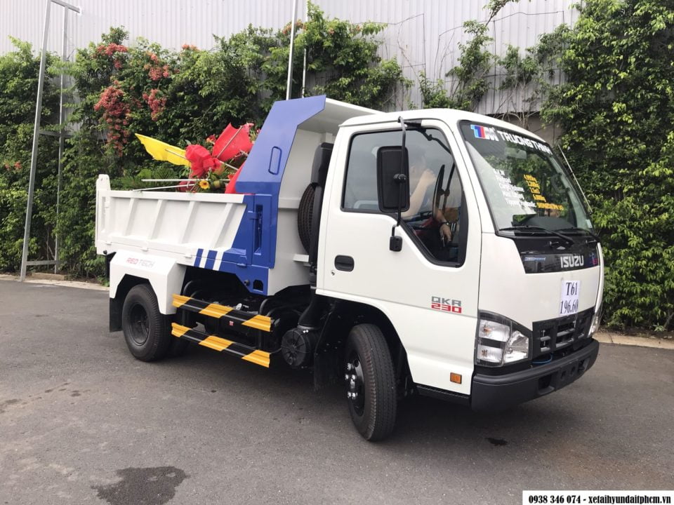 Giá Xe Ben Tự Đổ 1.9 Tấn ISUZU QKR 230 Thùng 2.5 Khối 1T9