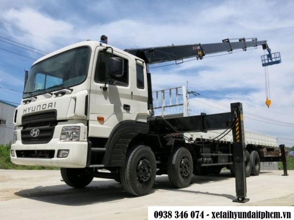 Xe Tải Hyundai HD320 4 Chân 19 Tấn - Ảnh 3