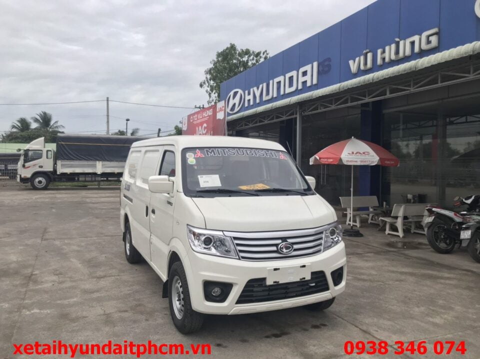 Giá Xe Tải Van Teraco Tera V 945 Kg 2 Chỗ Ngồi